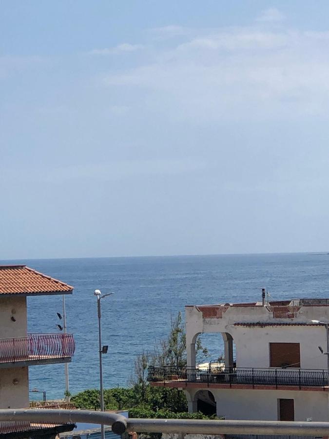 Appartamento Casasolemare Fondachello Fondachello  Exterior foto